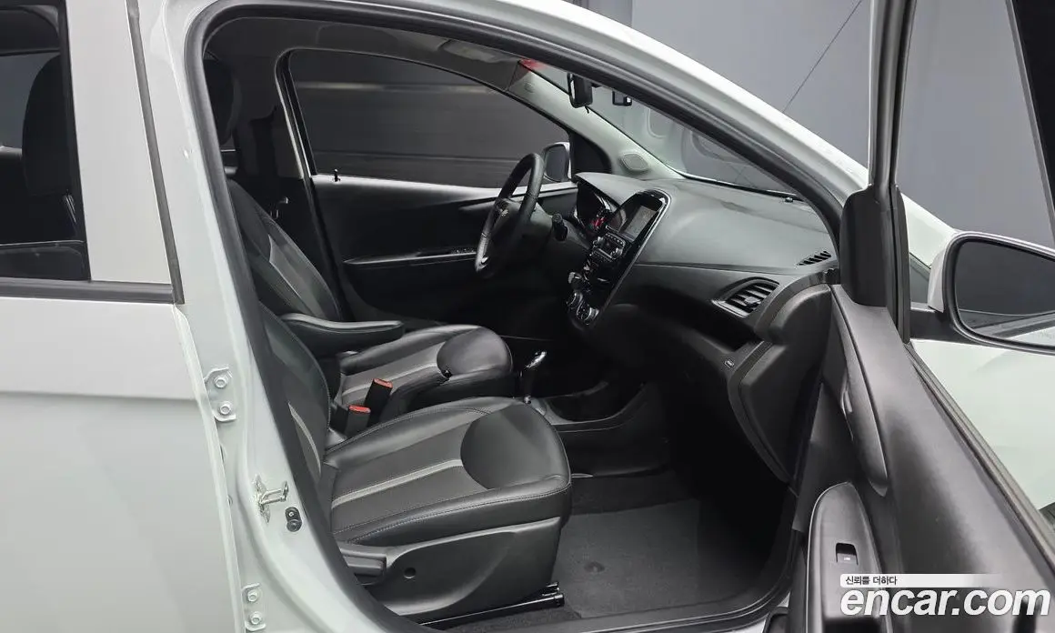 Chevrolet Spark 2018 1.0 автомат (гидро), фото 16