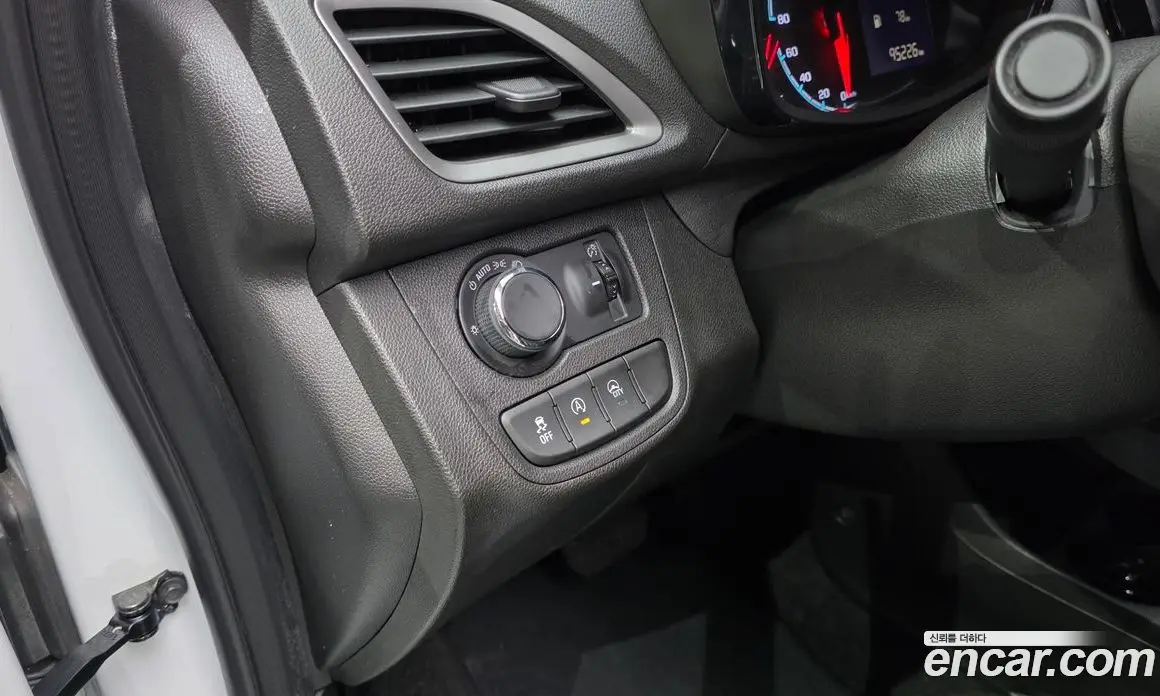 Chevrolet Spark 2018 1.0 автомат (гидро), фото 23