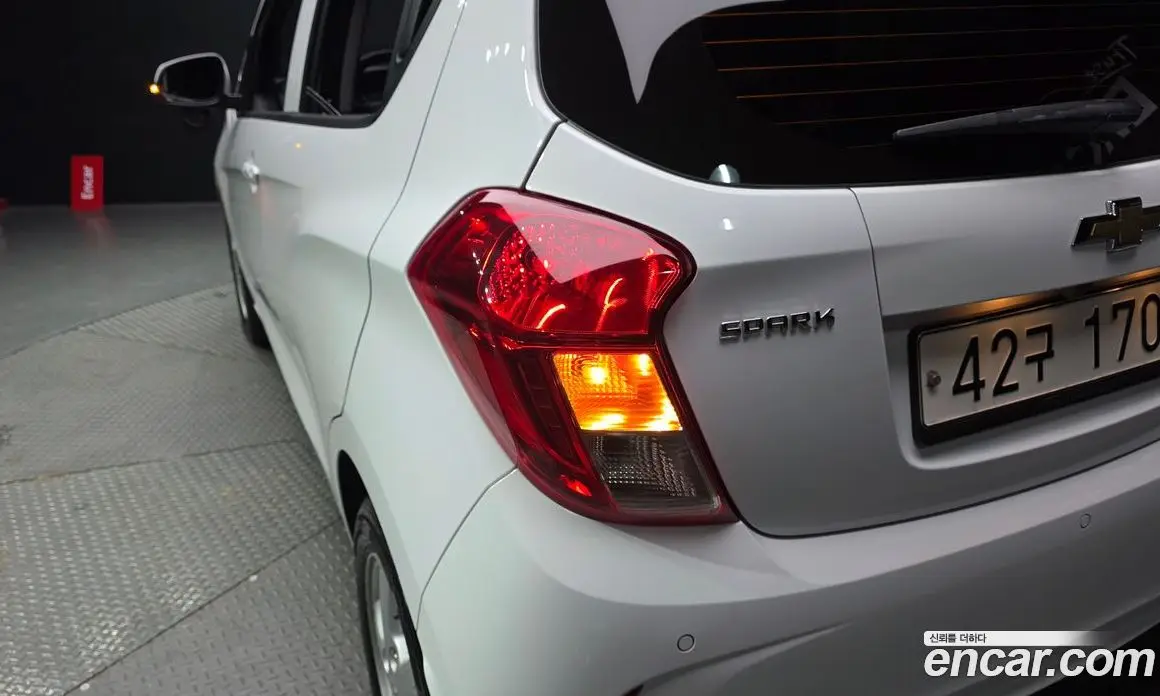 Chevrolet Spark 2018 1.0 автомат (гидро), фото 8