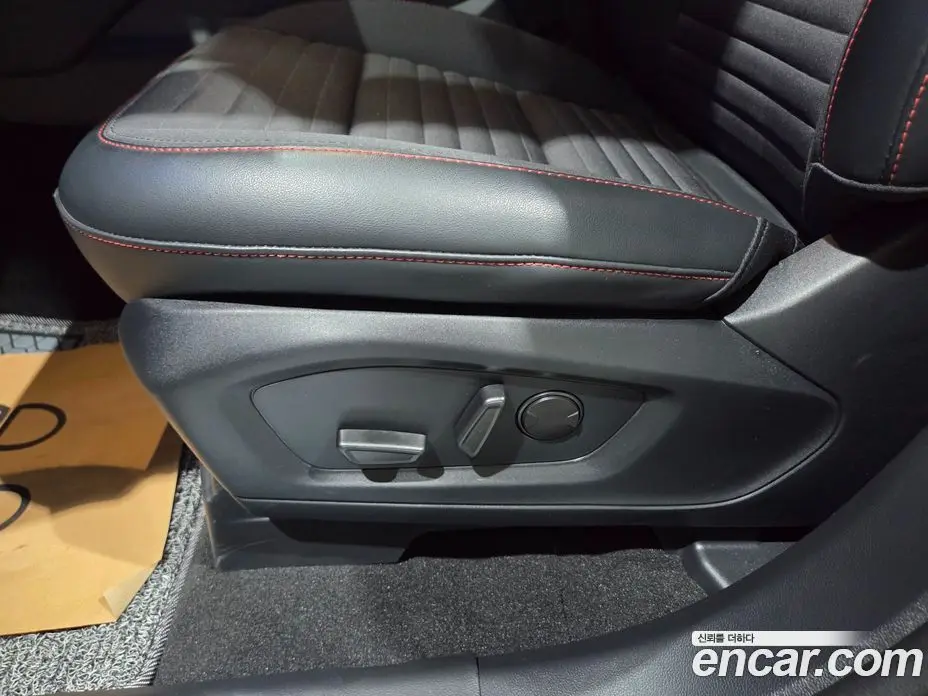 Ford Explorer 2025 2.3 автомат (гидро), фото 11 Ford Explorer 2025 2.3 автомат (гидро), фото 11