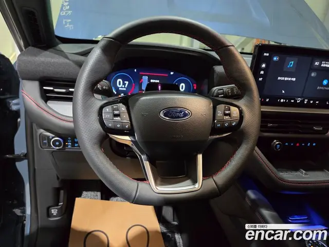 Ford Explorer 2025 2.3 автомат (гидро), миниатюра 12