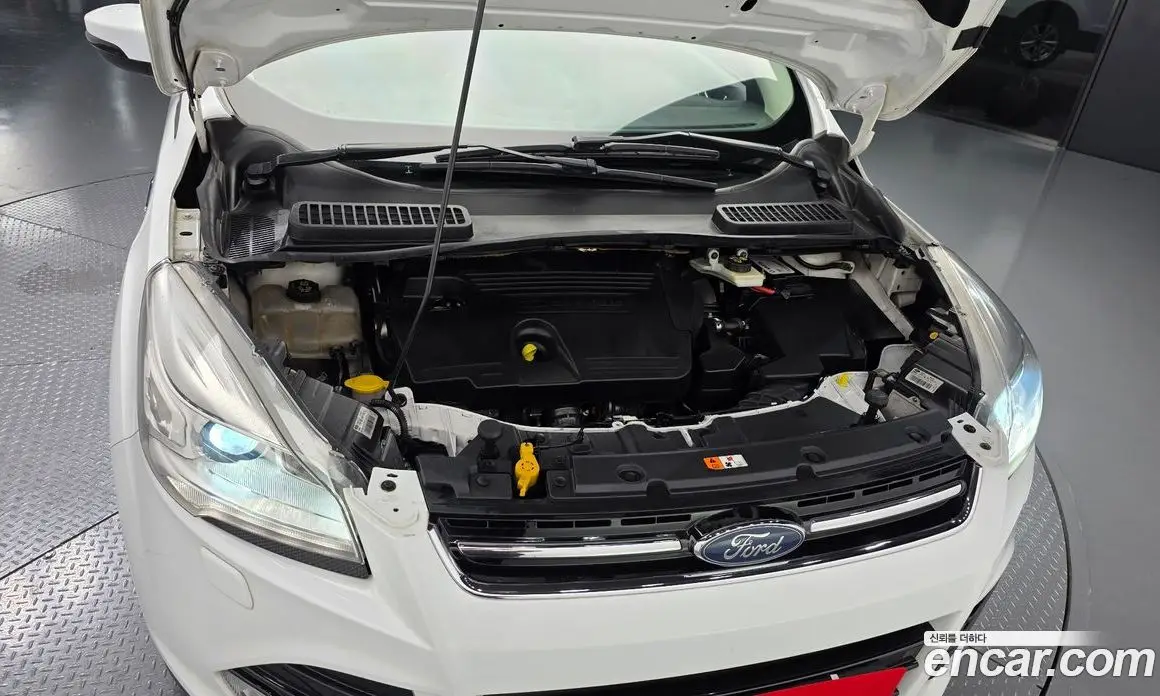 Ford Kuga 2016 2.0 автомат (гидро), фото 6