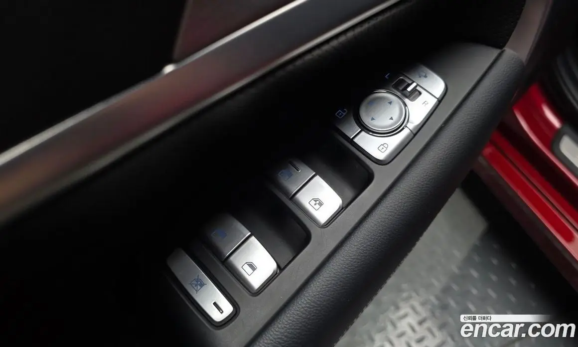 Genesis G70 2019 2.0 автомат (гидро), фото 34 Genesis G70 2019 2.0 автомат (гидро), фото 34