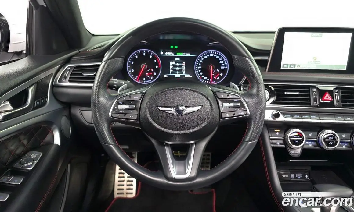 Genesis G70 2019 2.0 автомат (гидро), фото 18 Genesis G70 2019 2.0 автомат (гидро), фото 18