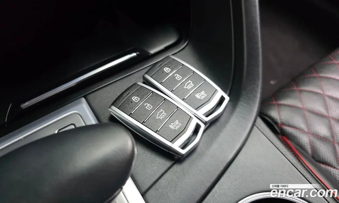 Genesis G70 2019 2.0 автомат (гидро), фото 32 Genesis G70 2019 2.0 автомат (гидро), фото 32
