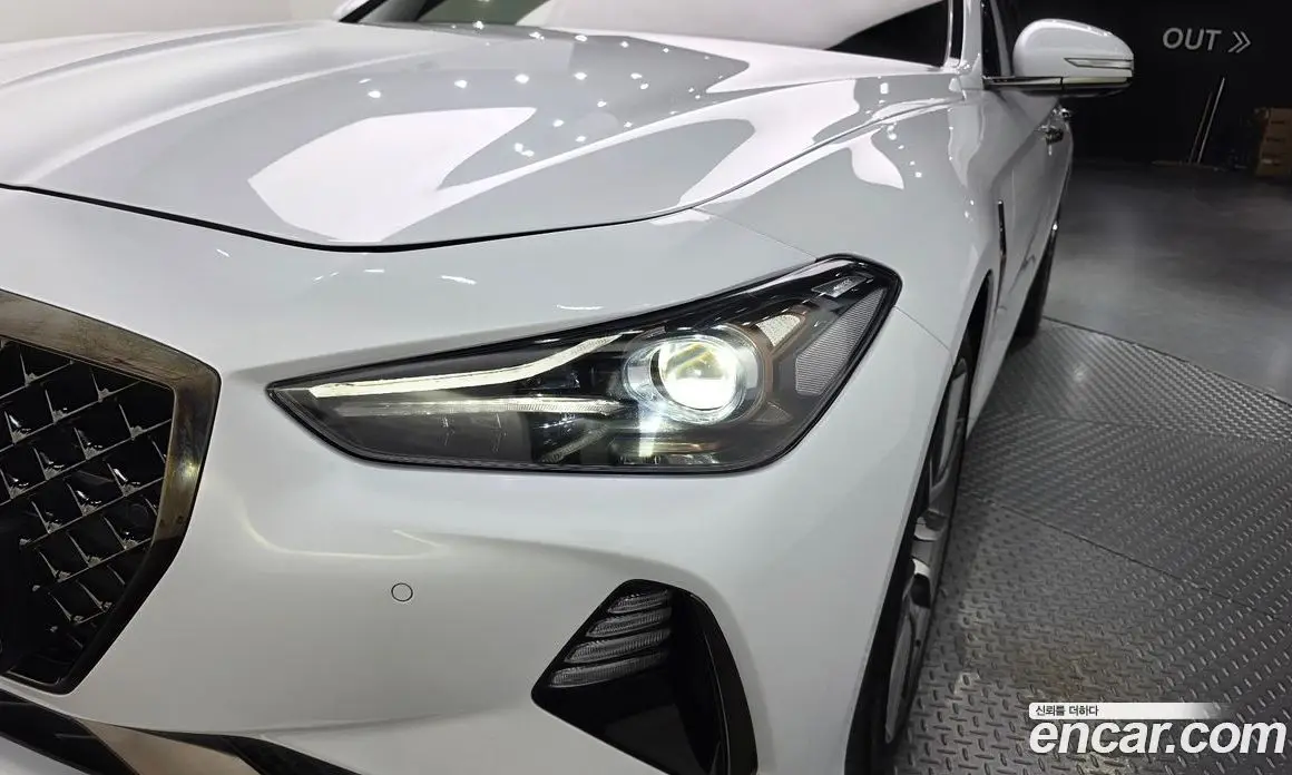 Genesis G70 2019 2.0 автомат (гидро), фото 8 Genesis G70 2019 2.0 автомат (гидро), фото 8
