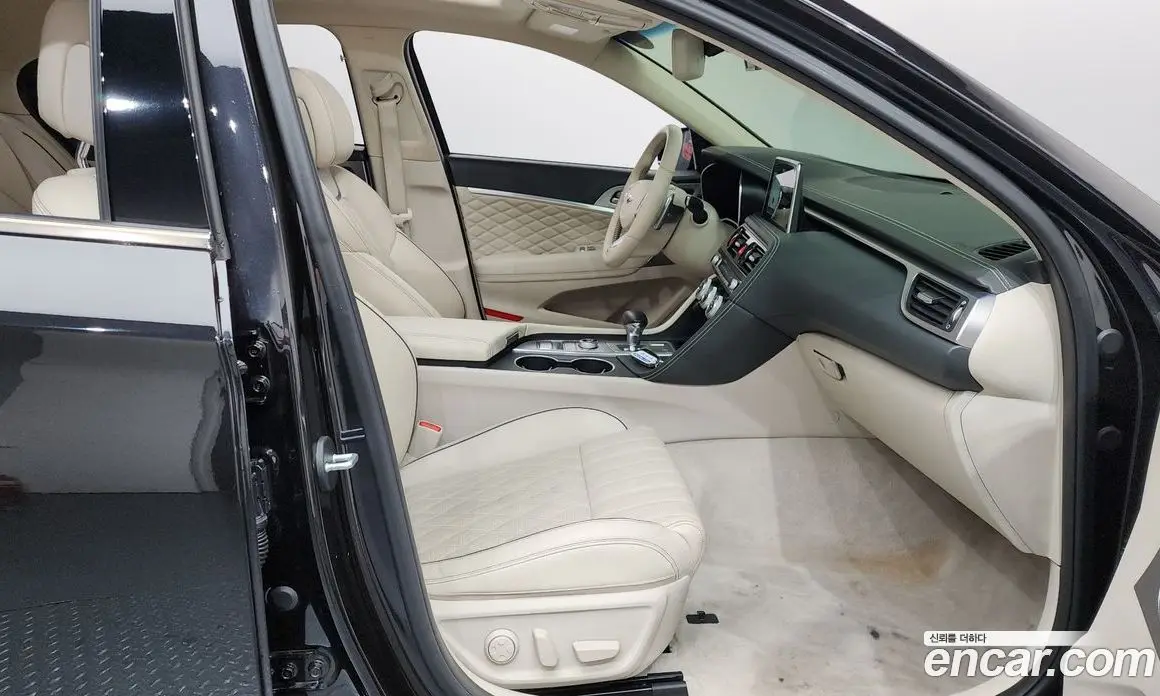 Genesis G70 2019 3.3 автомат (гидро), фото 16 Genesis G70 2019 3.3 автомат (гидро), фото 16