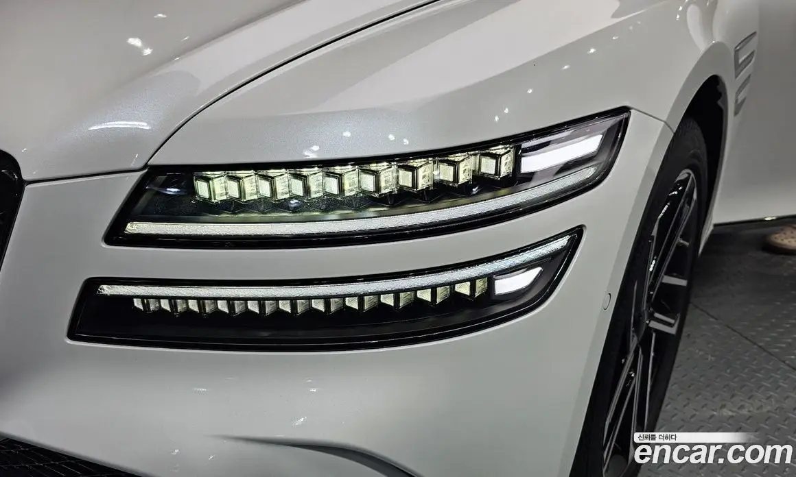 Genesis G80 2024 2.5 автомат (гидро), фото 8