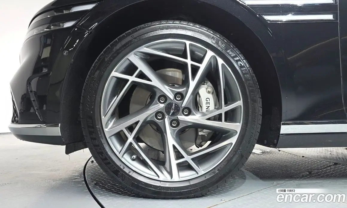 Genesis G90 2023 3.5 автомат (гидро), фото 4 Genesis G90 2023 3.5 автомат (гидро), фото 4