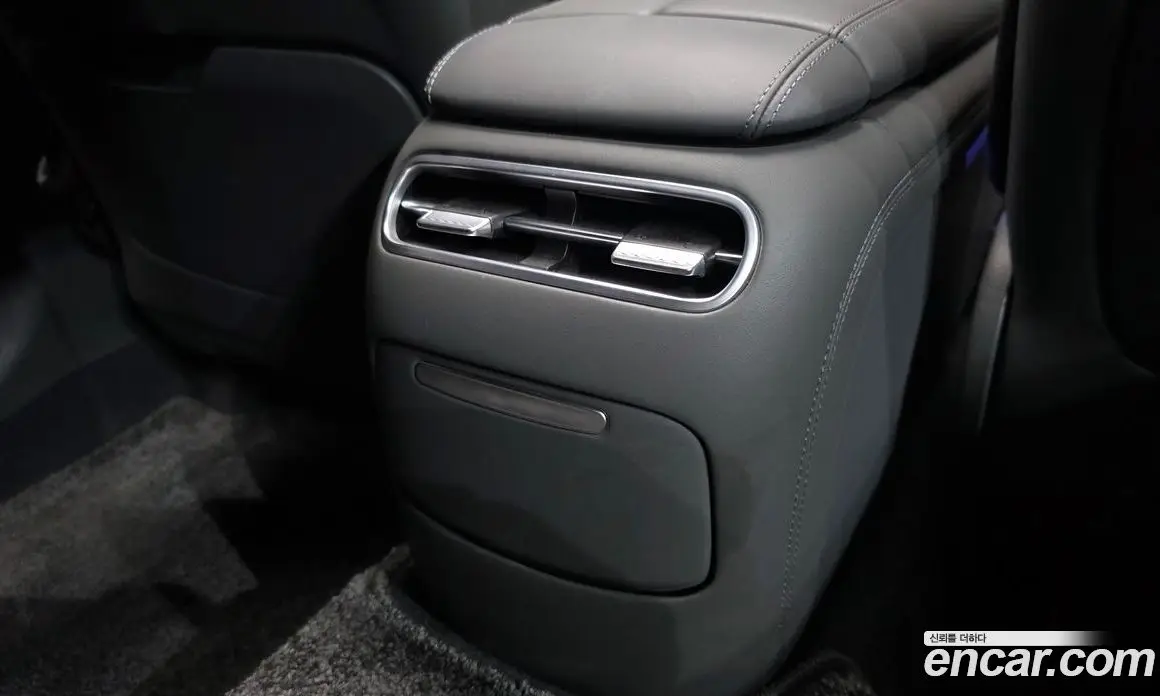 Genesis G90 2023 3.5 автомат (гидро), фото 32 Genesis G90 2023 3.5 автомат (гидро), фото 32