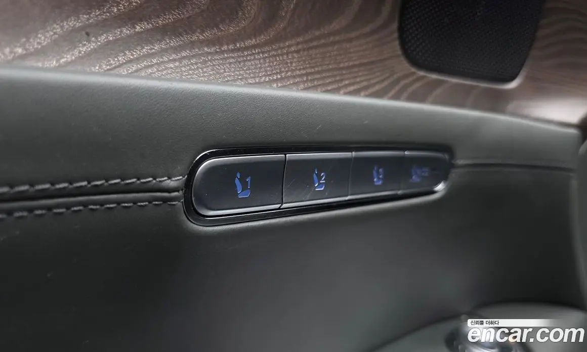 Genesis G90 2023 3.5 автомат (гидро), фото 34 Genesis G90 2023 3.5 автомат (гидро), фото 34