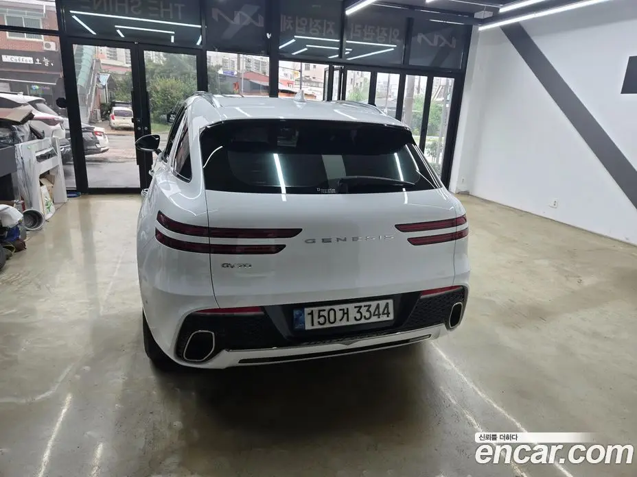 Genesis GV70 2021 2.5 автомат (гидро), фото 4 Genesis GV70 2021 2.5 автомат (гидро), фото 4