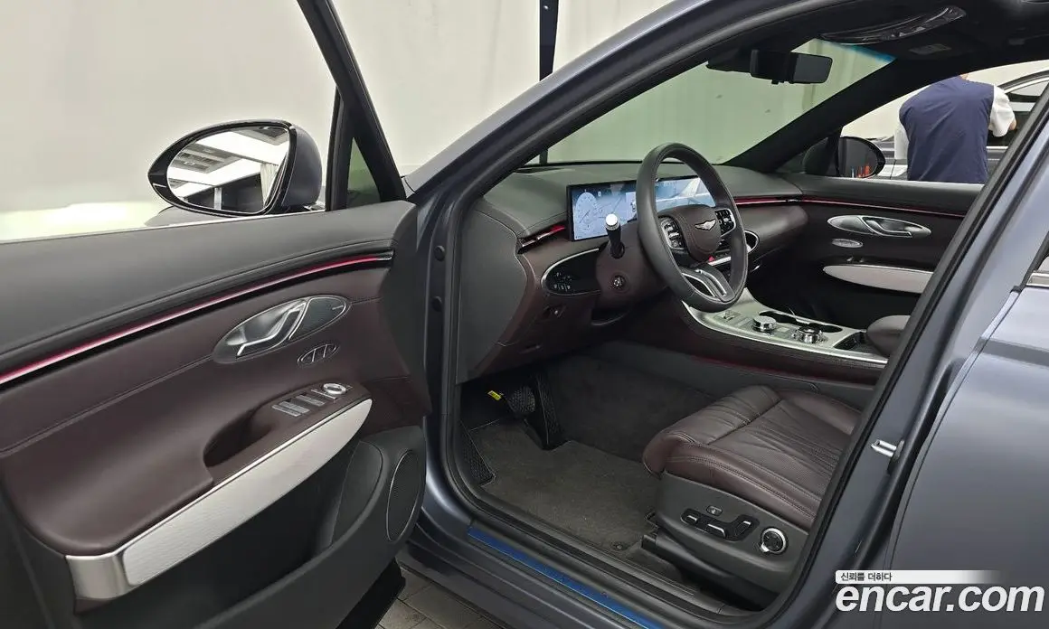 Genesis GV70 2024 2.5 автомат (гидро), фото 13 Genesis GV70 2024 2.5 автомат (гидро), фото 13