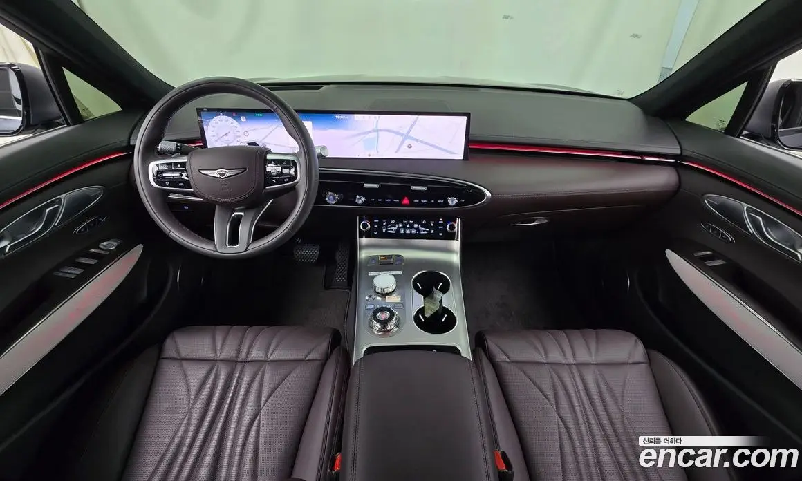 Genesis GV70 2024 2.5 автомат (гидро), фото 10 Genesis GV70 2024 2.5 автомат (гидро), фото 10