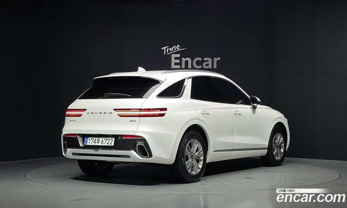 Genesis GV70 2024 2.5 автомат (гидро), фото 2 Genesis GV70 2024 2.5 автомат (гидро), фото 2