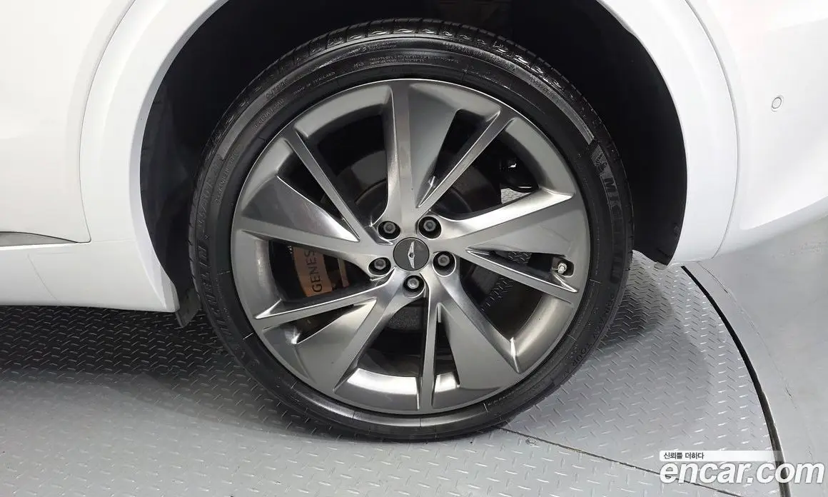 Genesis GV70 2024 3.5 автомат (гидро), фото 7 Genesis GV70 2024 3.5 автомат (гидро), фото 7