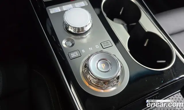 Genesis GV70 2025 2.5 автомат (гидро), миниатюра 12
