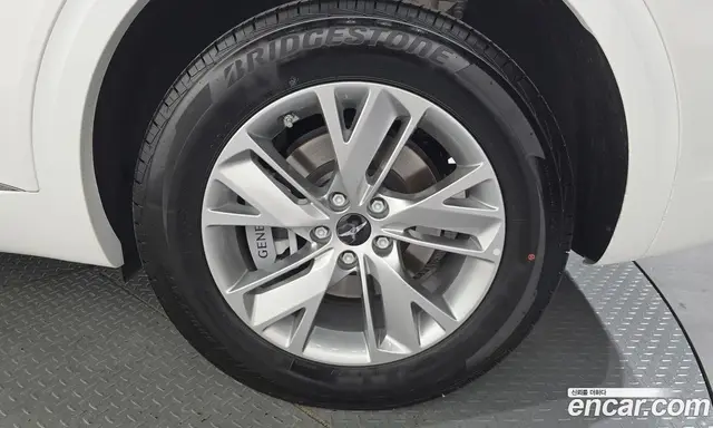 Genesis GV70 2025 2.5 автомат (гидро), миниатюра 7 Genesis GV70 2025 2.5 автомат (гидро), миниатюра 7