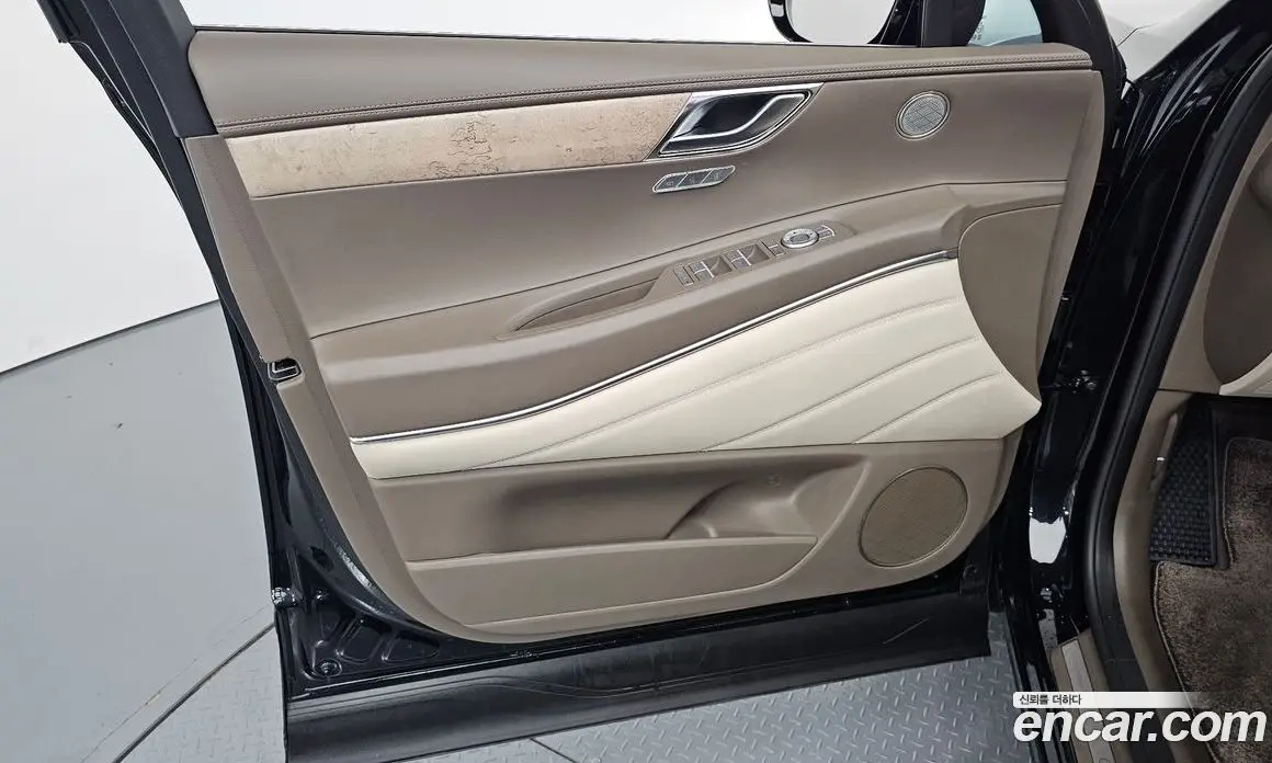 Genesis GV80 2023 2.5 автомат (гидро), фото 14 Genesis GV80 2023 2.5 автомат (гидро), фото 14