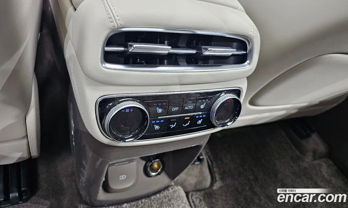 Genesis GV80 2023 2.5 автомат (гидро), фото 23 Genesis GV80 2023 2.5 автомат (гидро), фото 23