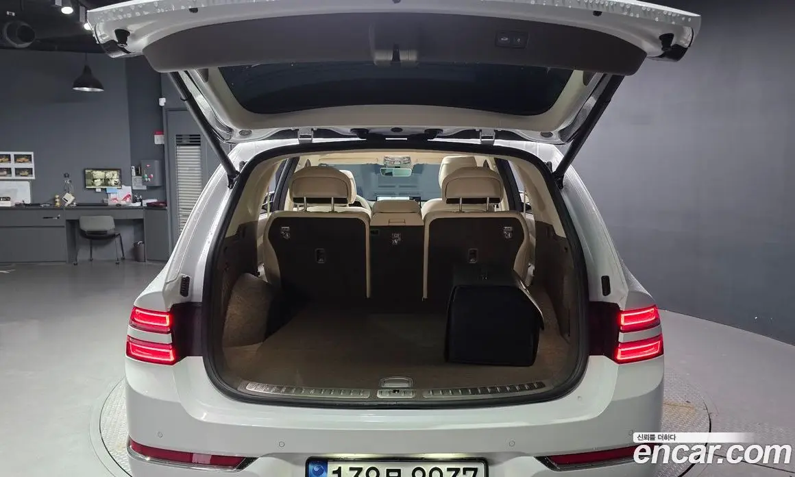 Genesis GV80 2023 2.5 автомат (гидро), фото 20 Genesis GV80 2023 2.5 автомат (гидро), фото 20