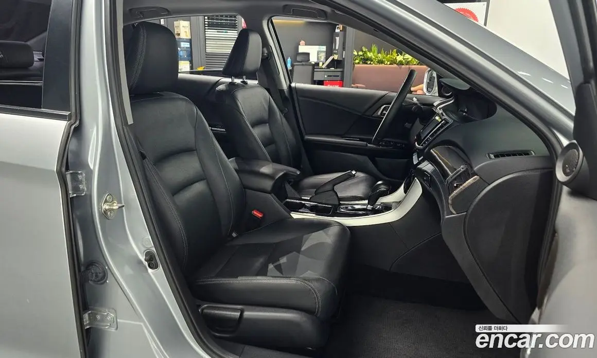 Honda Accord 2016 2.4 автомат (гидро), фото 12 Honda Accord 2016 2.4 автомат (гидро), фото 12
