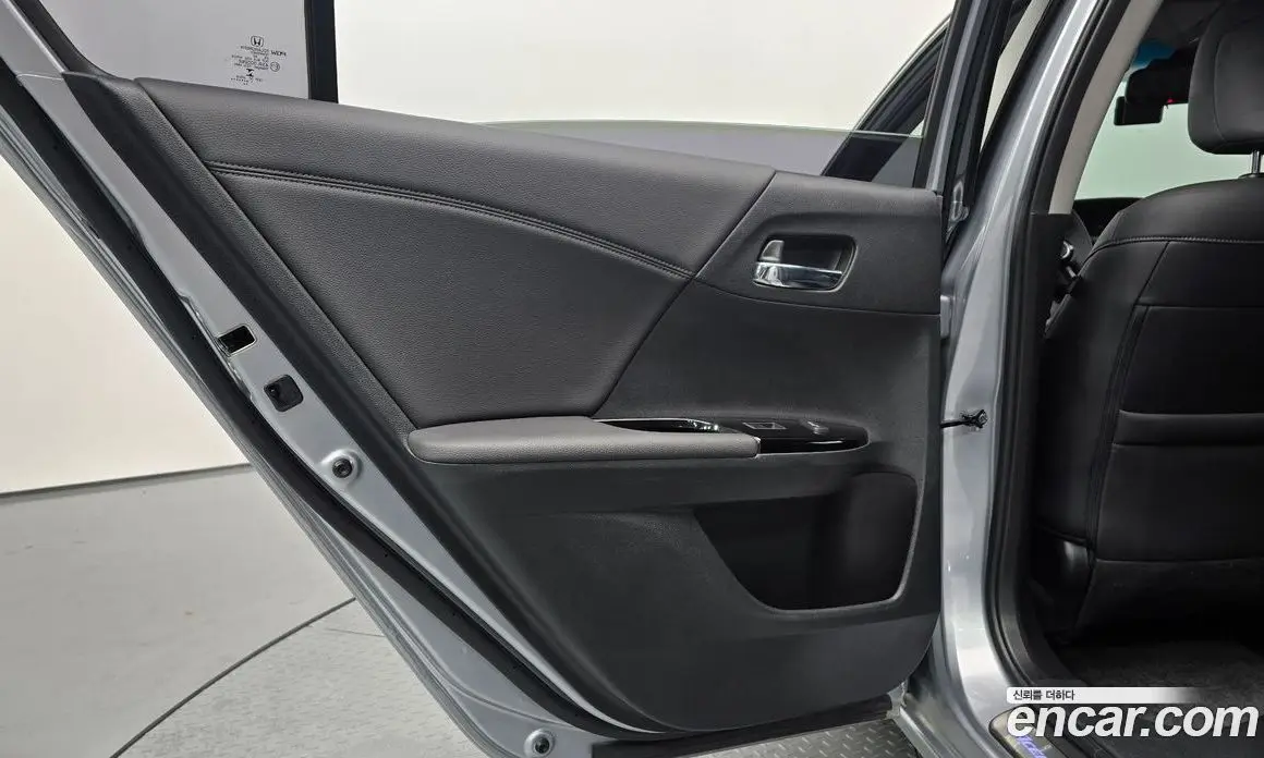 Honda Accord 2016 2.4 автомат (гидро), фото 14 Honda Accord 2016 2.4 автомат (гидро), фото 14