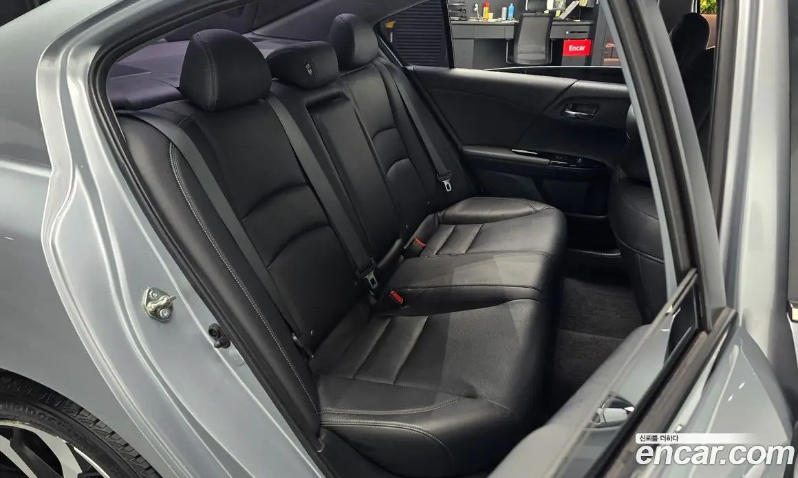 Honda Accord 2016 2.4 автомат (гидро), фото 15 Honda Accord 2016 2.4 автомат (гидро), фото 15