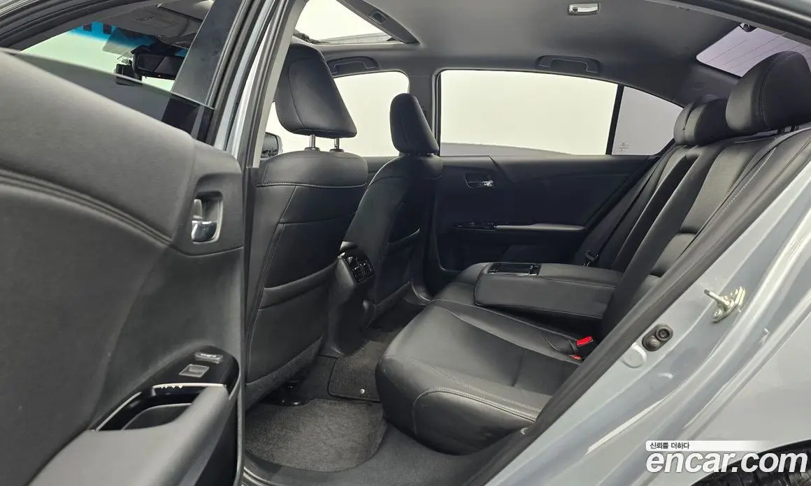 Honda Accord 2016 2.4 автомат (гидро), фото 17 Honda Accord 2016 2.4 автомат (гидро), фото 17