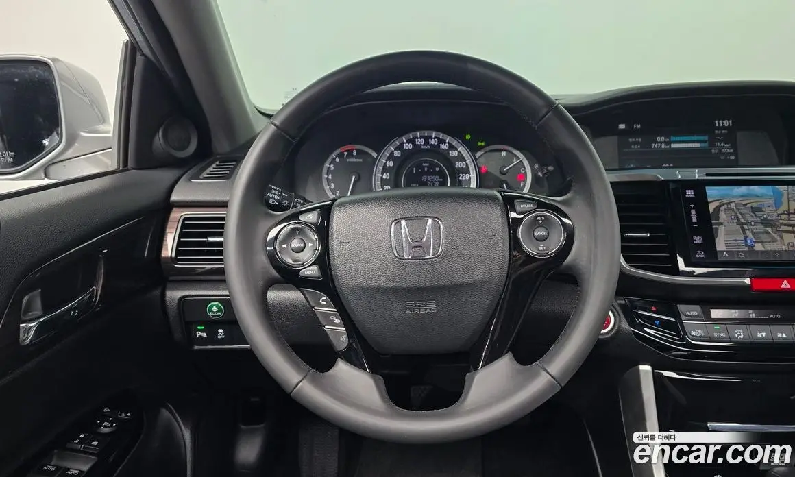 Honda Accord 2016 2.4 автомат (гидро), фото 18 Honda Accord 2016 2.4 автомат (гидро), фото 18
