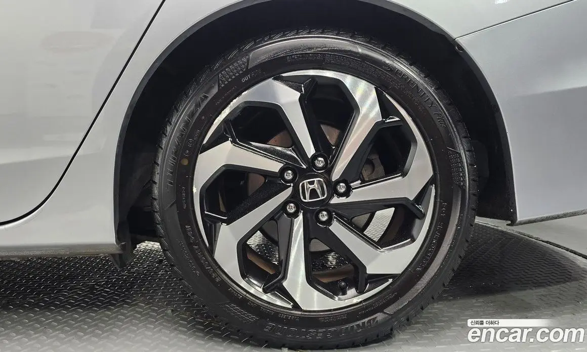 Honda Accord 2016 2.4 автомат (гидро), фото 6 Honda Accord 2016 2.4 автомат (гидро), фото 6