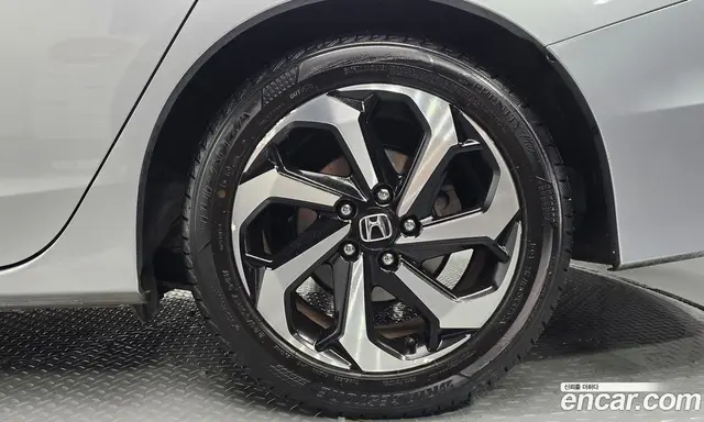 Honda Accord 2016 2.4 автомат (гидро), миниатюра 6 Honda Accord 2016 2.4 автомат (гидро), миниатюра 6