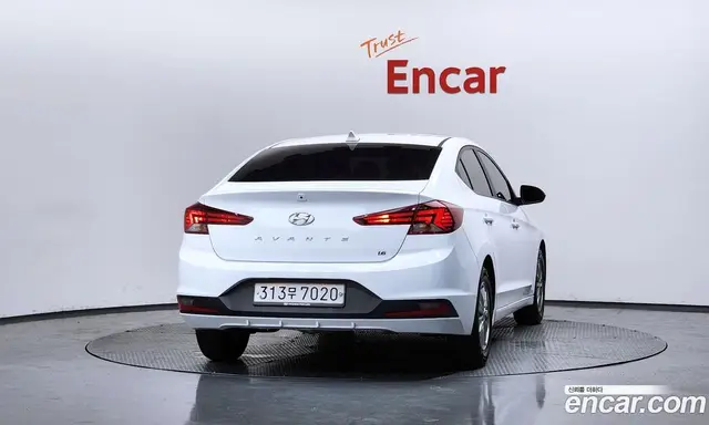Hyundai Avante 2020 1.6 автомат (гидро), миниатюра 4 Hyundai Avante 2020 1.6 автомат (гидро), миниатюра 4