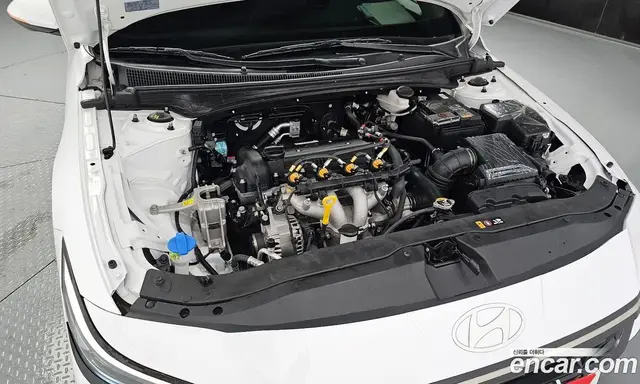 Hyundai Avante 2024 1.6 автомат (гидро), миниатюра 6 Hyundai Avante 2024 1.6 автомат (гидро), миниатюра 6