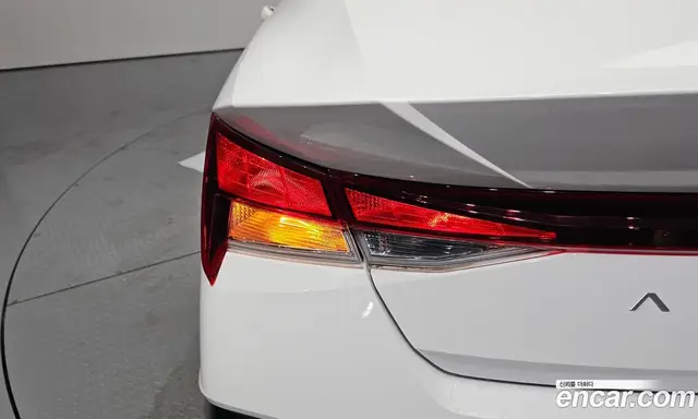 Hyundai Avante 2024 1.6 автомат (гидро), миниатюра 9 Hyundai Avante 2024 1.6 автомат (гидро), миниатюра 9