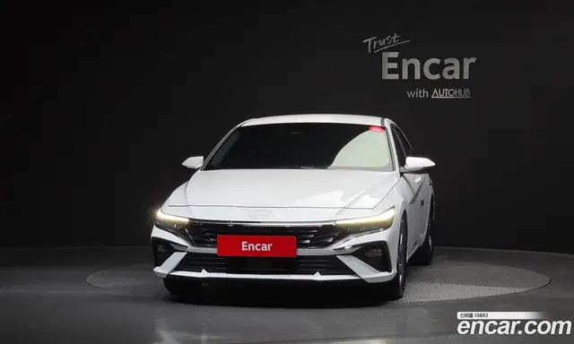 Hyundai Avante 2024 1.6 автомат (гидро), миниатюра 3