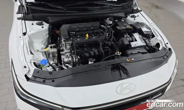 Hyundai Avante 2024 1.6 автомат (гидро), миниатюра 6