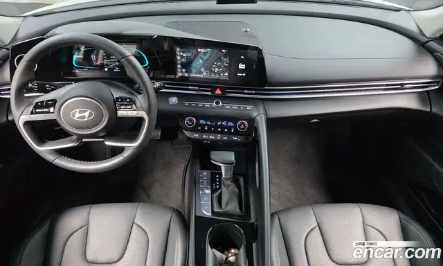 Hyundai Avante 2024 1.6 автомат (гидро), миниатюра 10