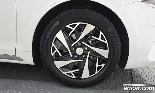 Hyundai Grandeur 2022 2.4 автомат (гидро), миниатюра 7 Hyundai Grandeur 2022 2.4 автомат (гидро), миниатюра 7