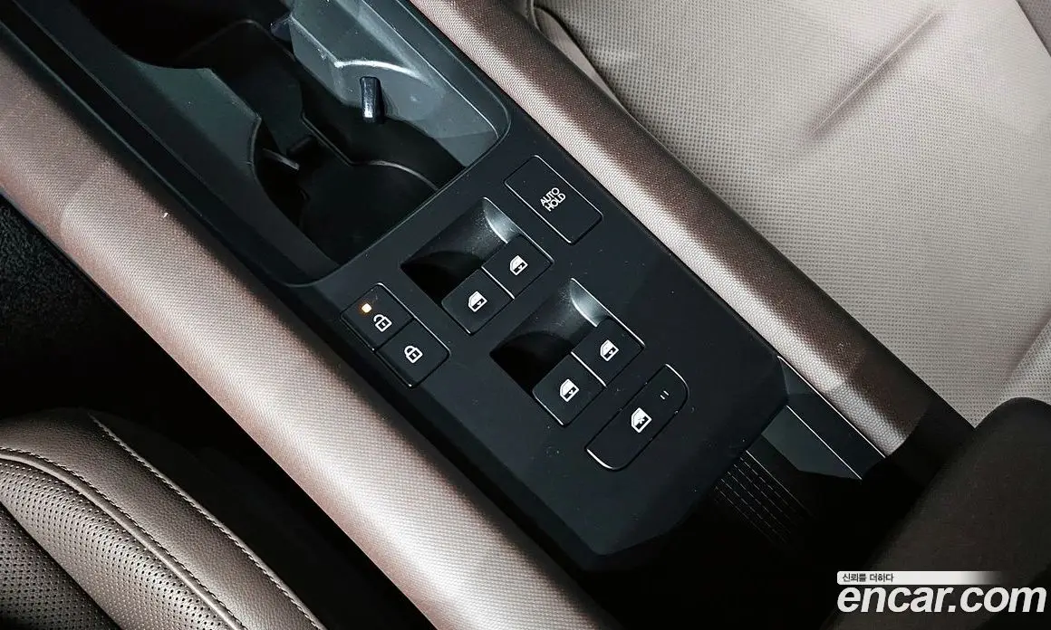Hyundai Ioniq 6 2024 0.1 автомат (гидро), фото 13