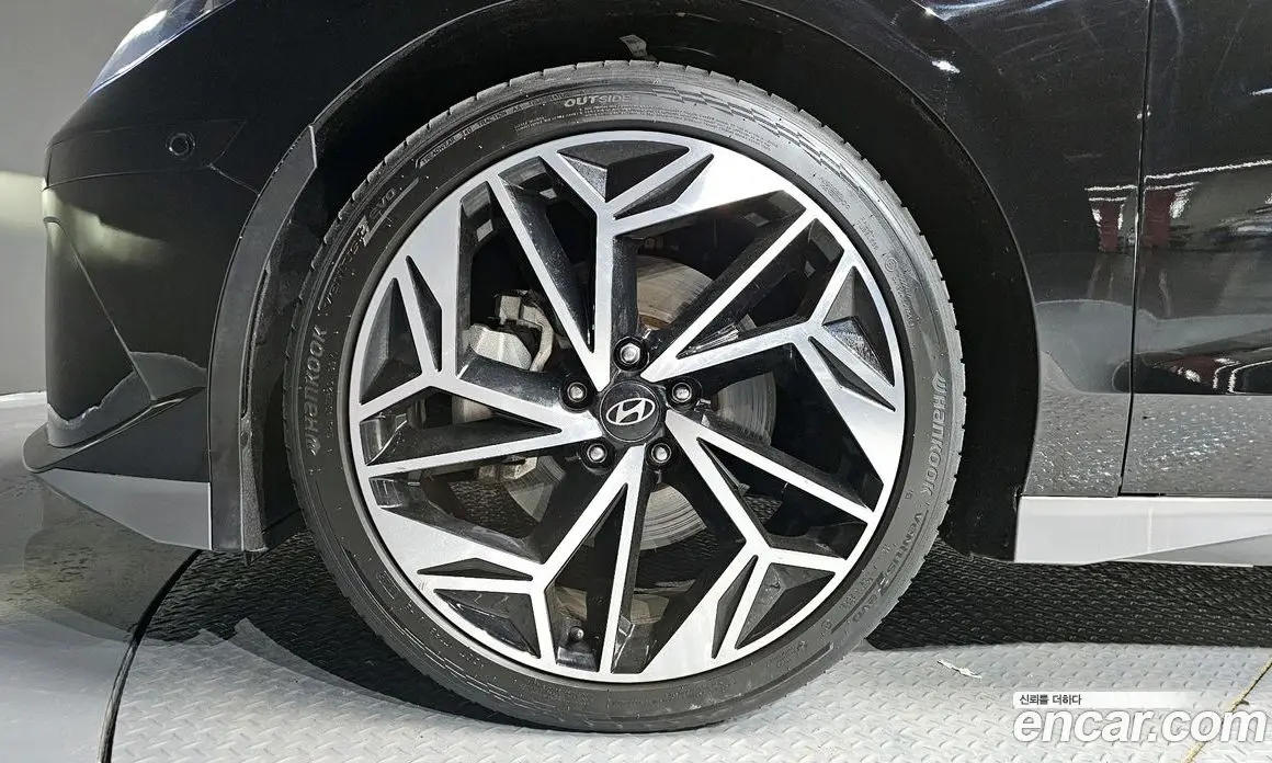 Hyundai Ioniq 6 2024 0.1 автомат (гидро), фото 5