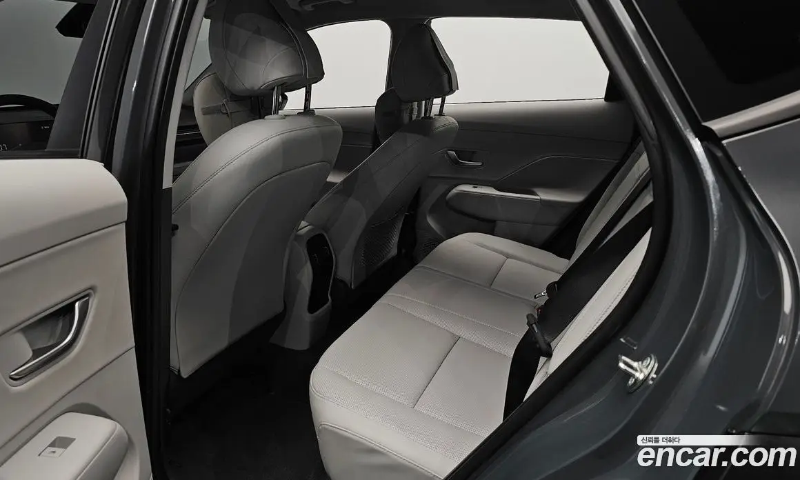 Hyundai Kona 2024 1.6 автомат (гидро), фото 15