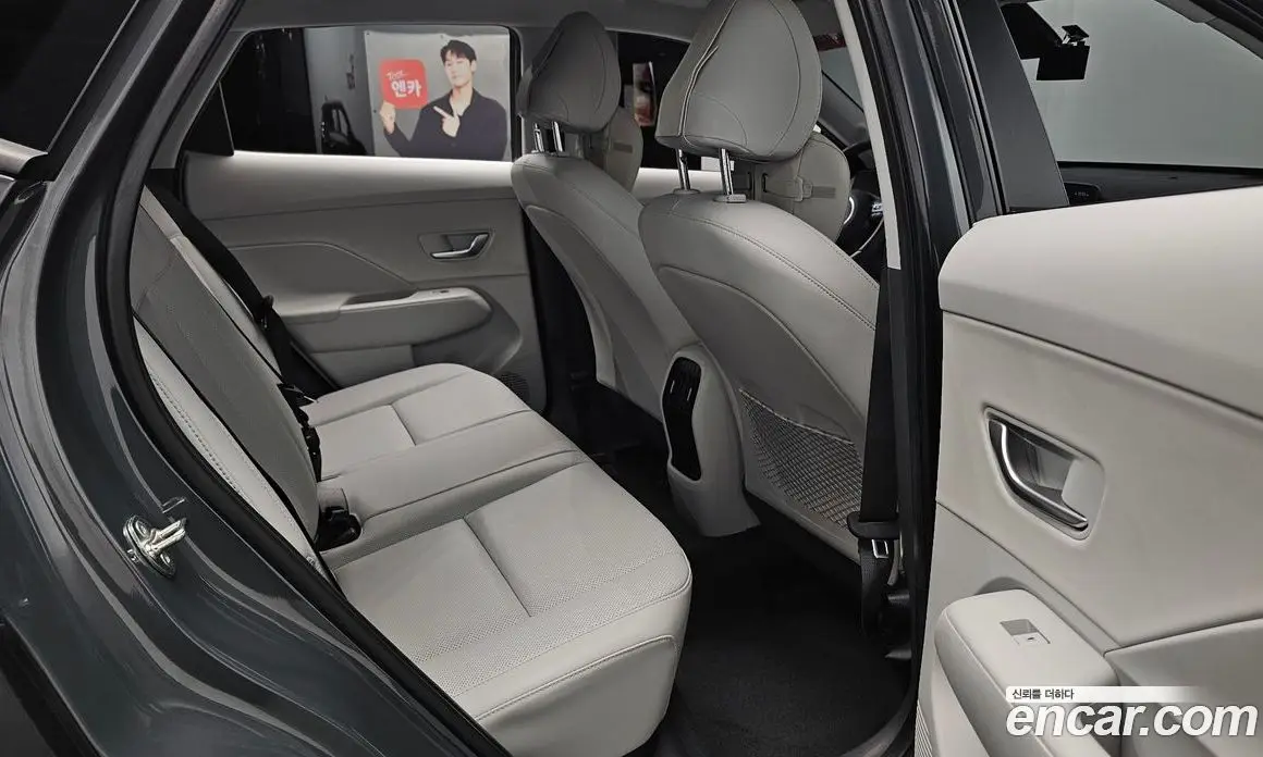 Hyundai Kona 2024 1.6 автомат (гидро), фото 16