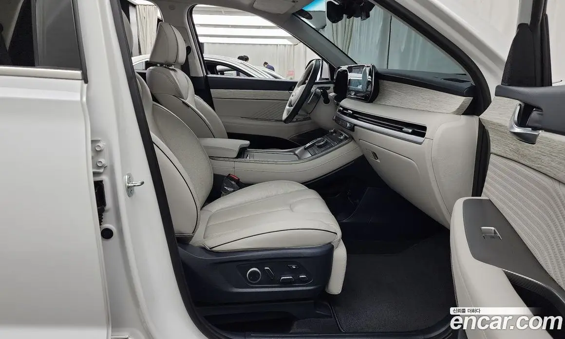 Hyundai Palisade 2023 3.8 автомат (гидро), фото 17