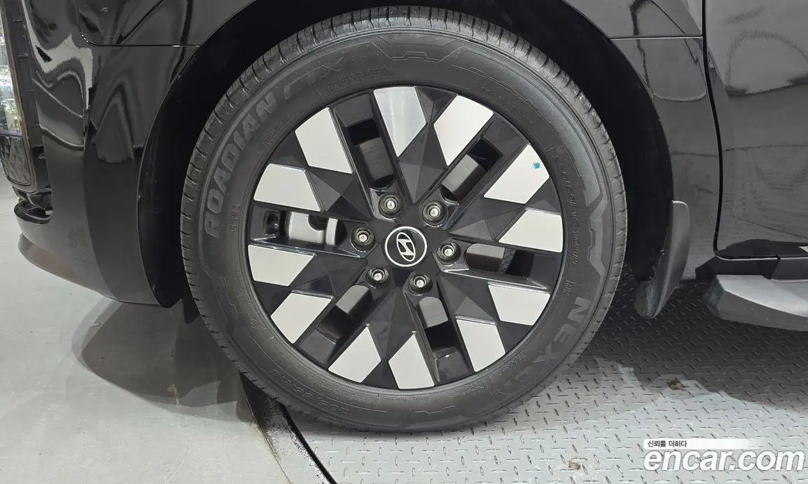 Hyundai Staria 2025 2.2 автомат (гидро), фото 5 Hyundai Staria 2025 2.2 автомат (гидро), фото 5
