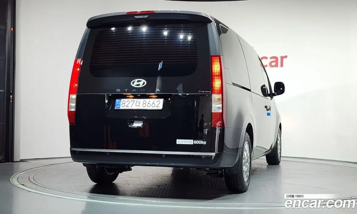 Hyundai Staria 2026 3.5 автомат (гидро), фото 4 Hyundai Staria 2026 3.5 автомат (гидро), фото 4