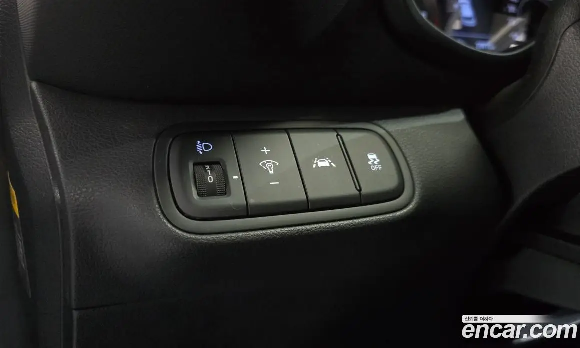 Hyundai Venue 2020 1.6 автомат (гидро), фото 25