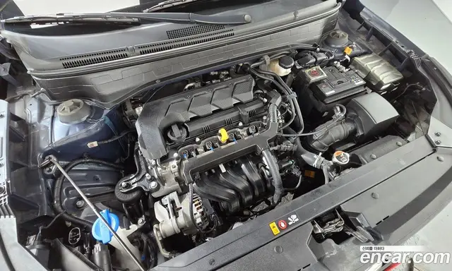 Hyundai Venue 2020 1.6 автомат (гидро), миниатюра 5