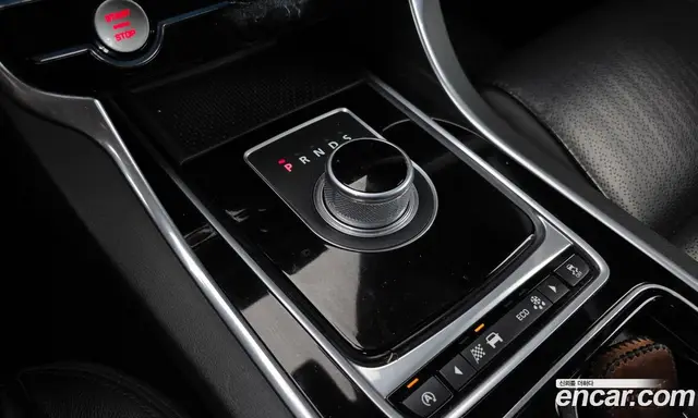 Jaguar XF 2016 2.0 автомат (гидро), миниатюра 9 Jaguar XF 2016 2.0 автомат (гидро), миниатюра 9