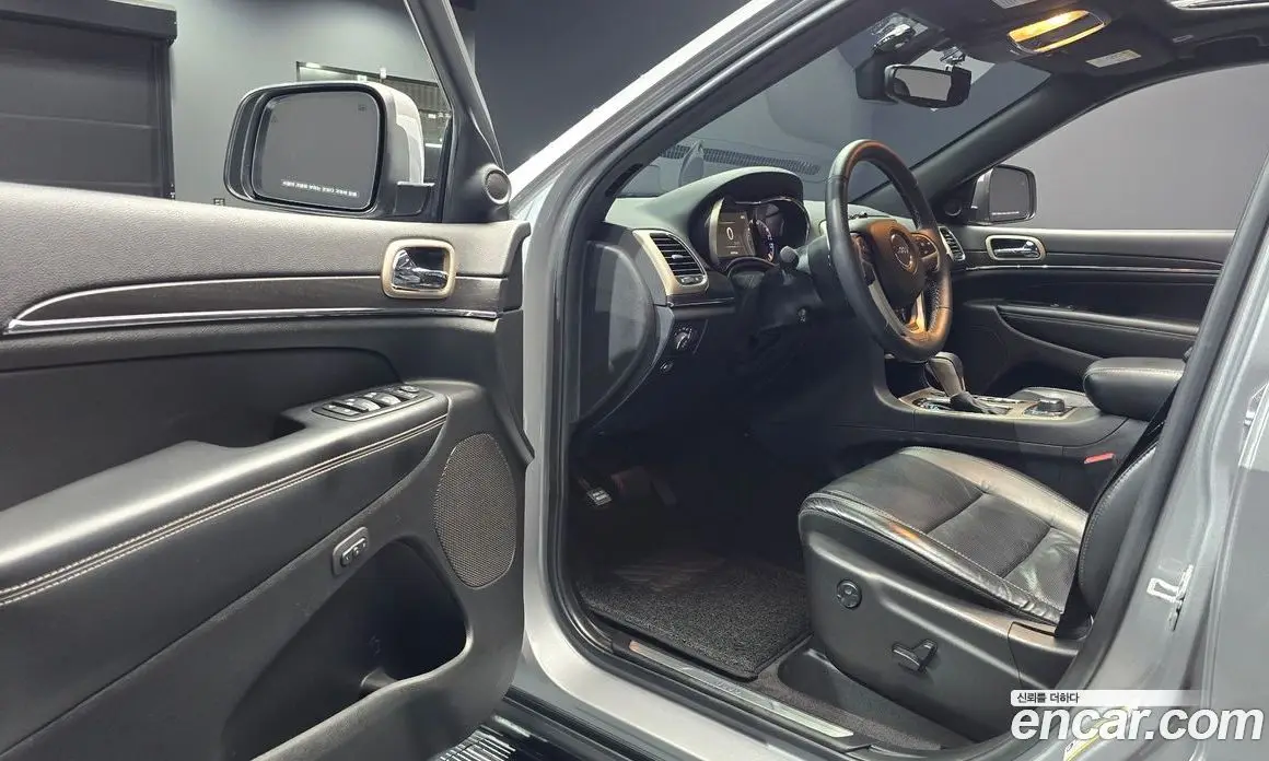 Jeep Cherokee 2017 3.6 автомат (гидро), фото 13 Jeep Cherokee 2017 3.6 автомат (гидро), фото 13